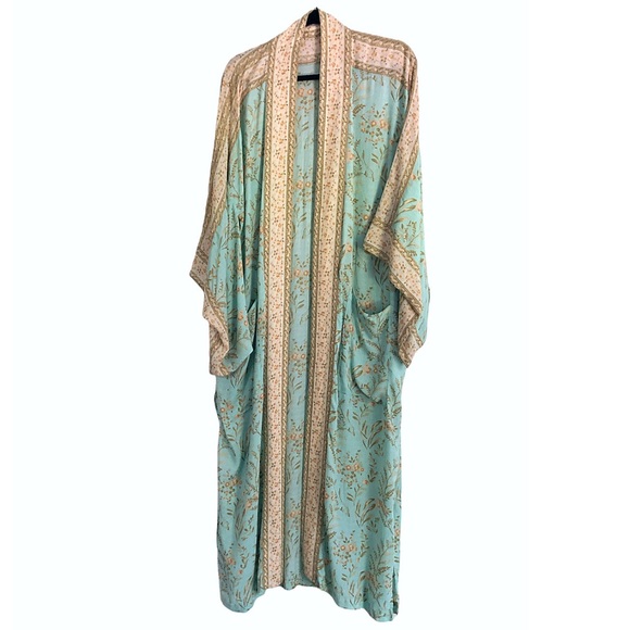 Spell & The Gypsy Maisie (Sample) Maxi Robe Kimono One Size - Picture 9 of 15